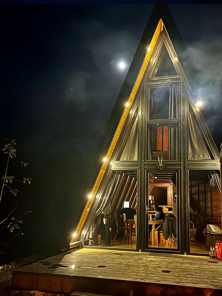 Cabana noaptea